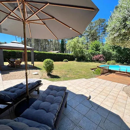 Charming Villa, Tranquillity By The Forest Villa