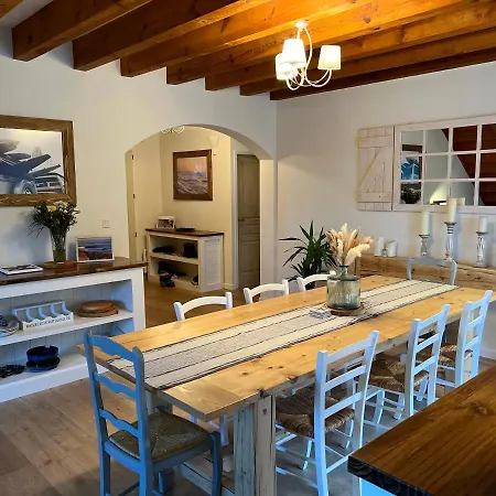 Charming Villa, Tranquillity By The Forest Villa Lit-et-Mixe